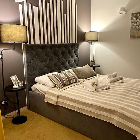 Bed And Breakfast Veja'S Krk Town Exterior photo