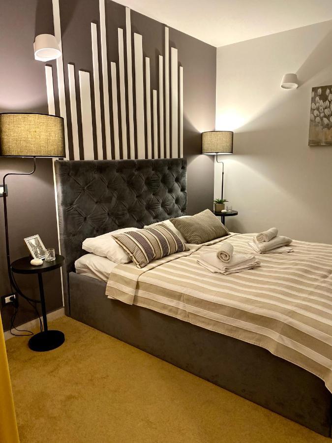 Bed And Breakfast Veja'S Krk Town Exterior photo